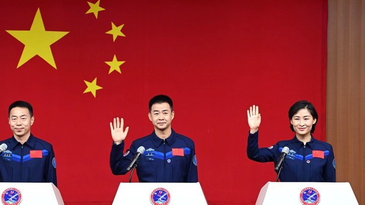 世界杯路迢迢：英格兰或需四航次破万里