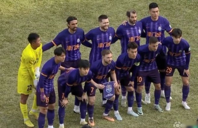 中超焦点战：津门虎3-0取胜，谢蒂内等人打造逆袭之夜