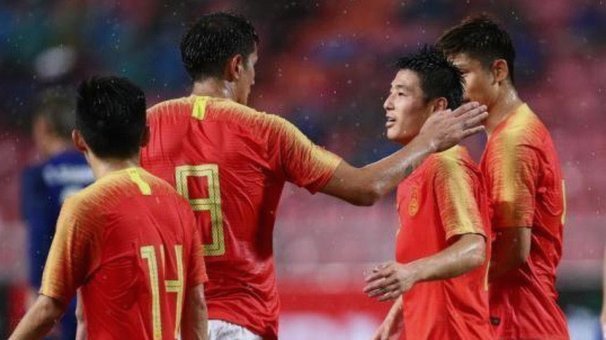 官方：国足补招19岁小将黄晟豪，球员来自中甲广州豹队